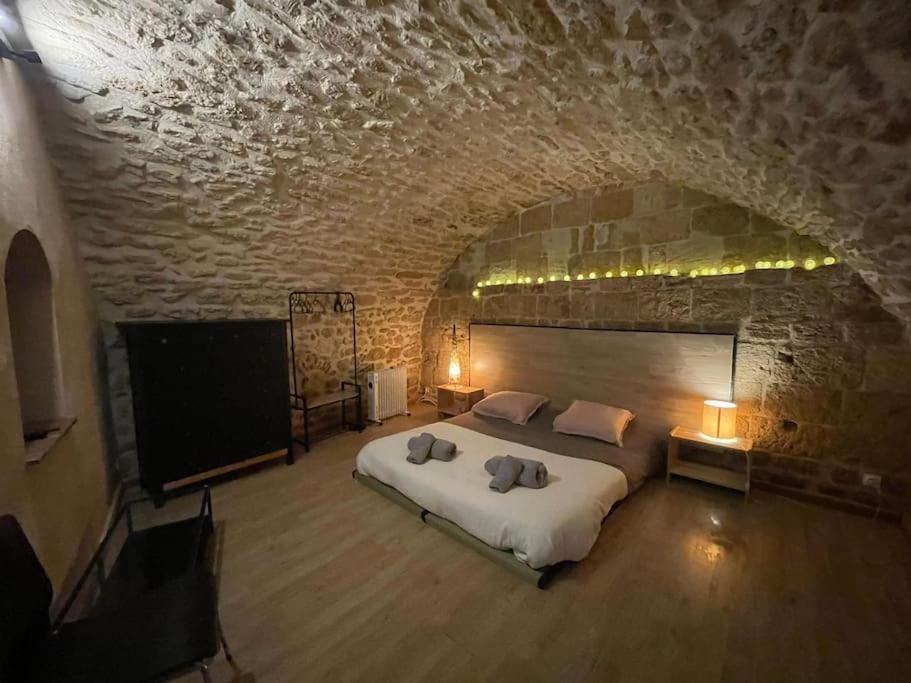 La + Belle Chambre Voutee Au Coeur De 蒙彼利埃 外观 照片